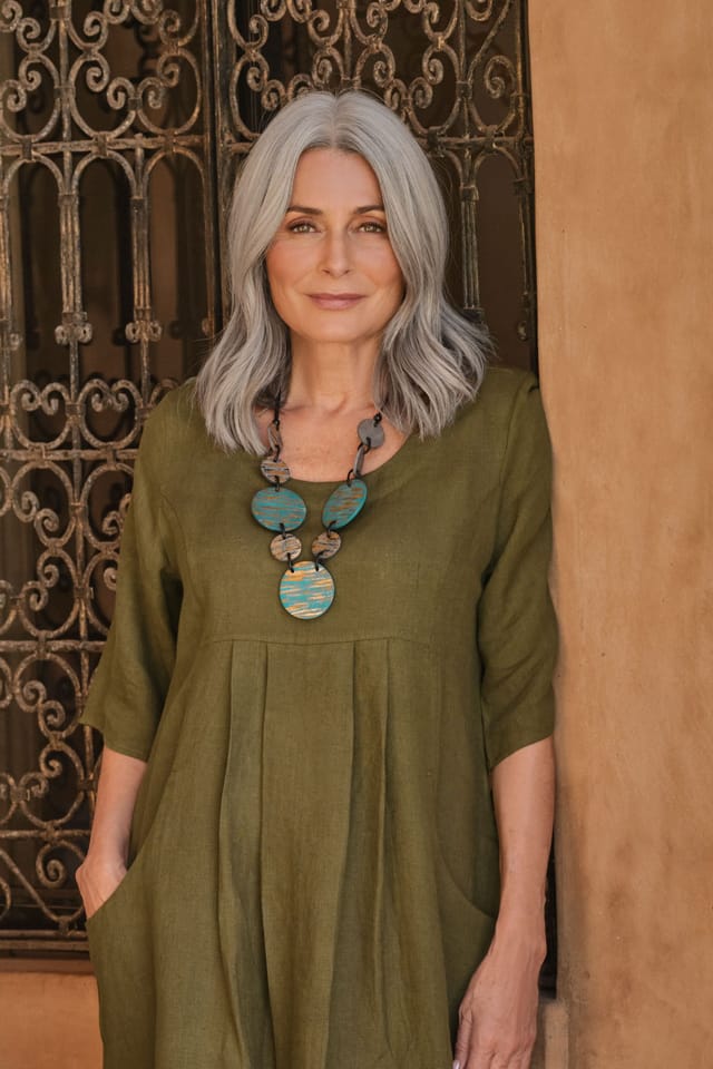 WoolOvers WoolOvers Women's Womens Linen Pocket Tunic Dress in Olive - 2