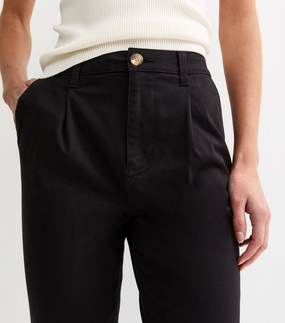 New Look Women's Tall Black Slim Leg Chino Trousers New Look - 2