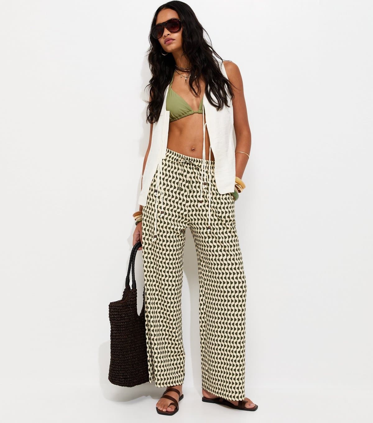 New Look Women's Green Geometric Crinkle Wide Leg Trousers New Look