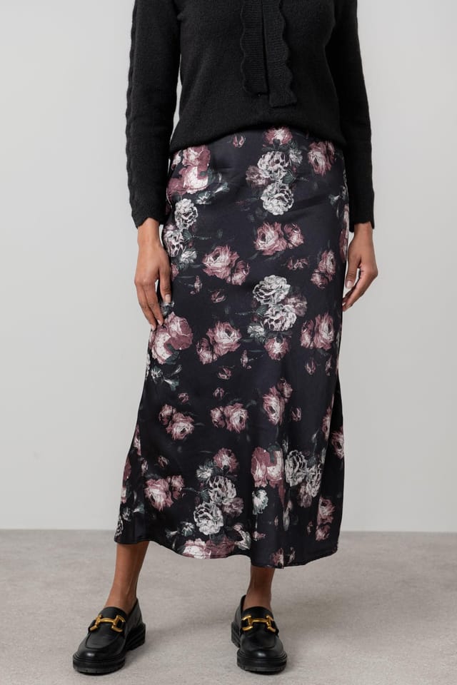 Lily & Me Lily & Me Women's Evelyn Floral Print Woven Viscose Satin Midi Skirt in Black - 2