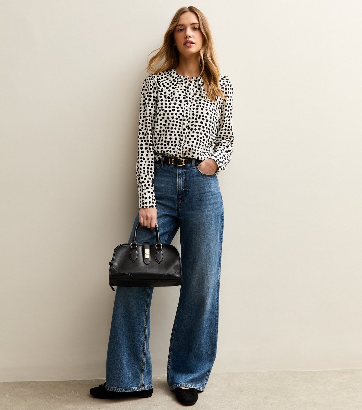 New Look Women's White Spotty Frill Collar Shirt New Look - 2