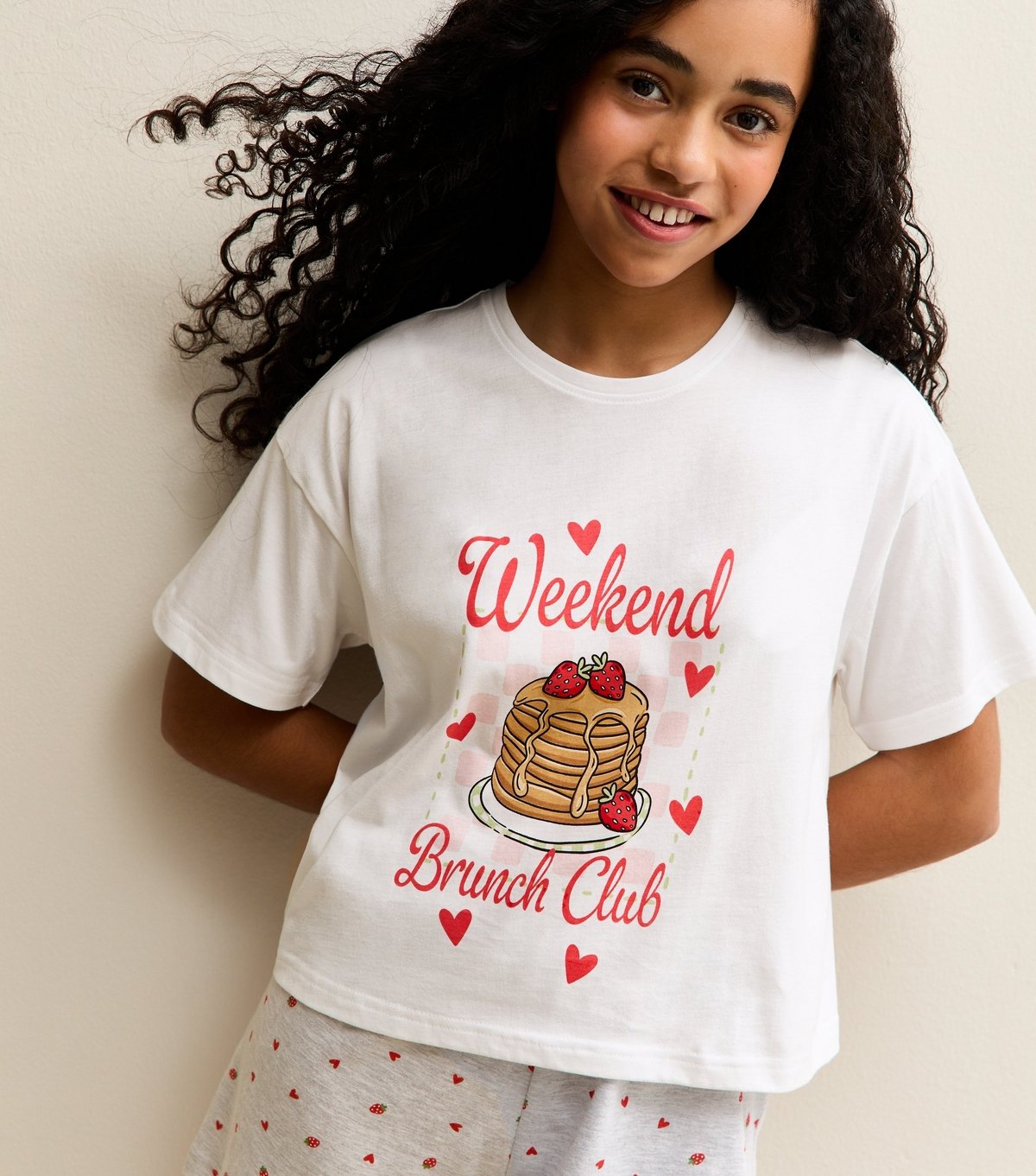 New Look Girls' Cream Pancake Print T-Shirt and Shorts Pyjama Set New Look - 2