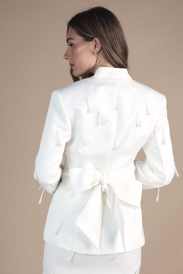 Coast Coast Women's Wrap Satin Bridal Blazer With Pearl in White - 3