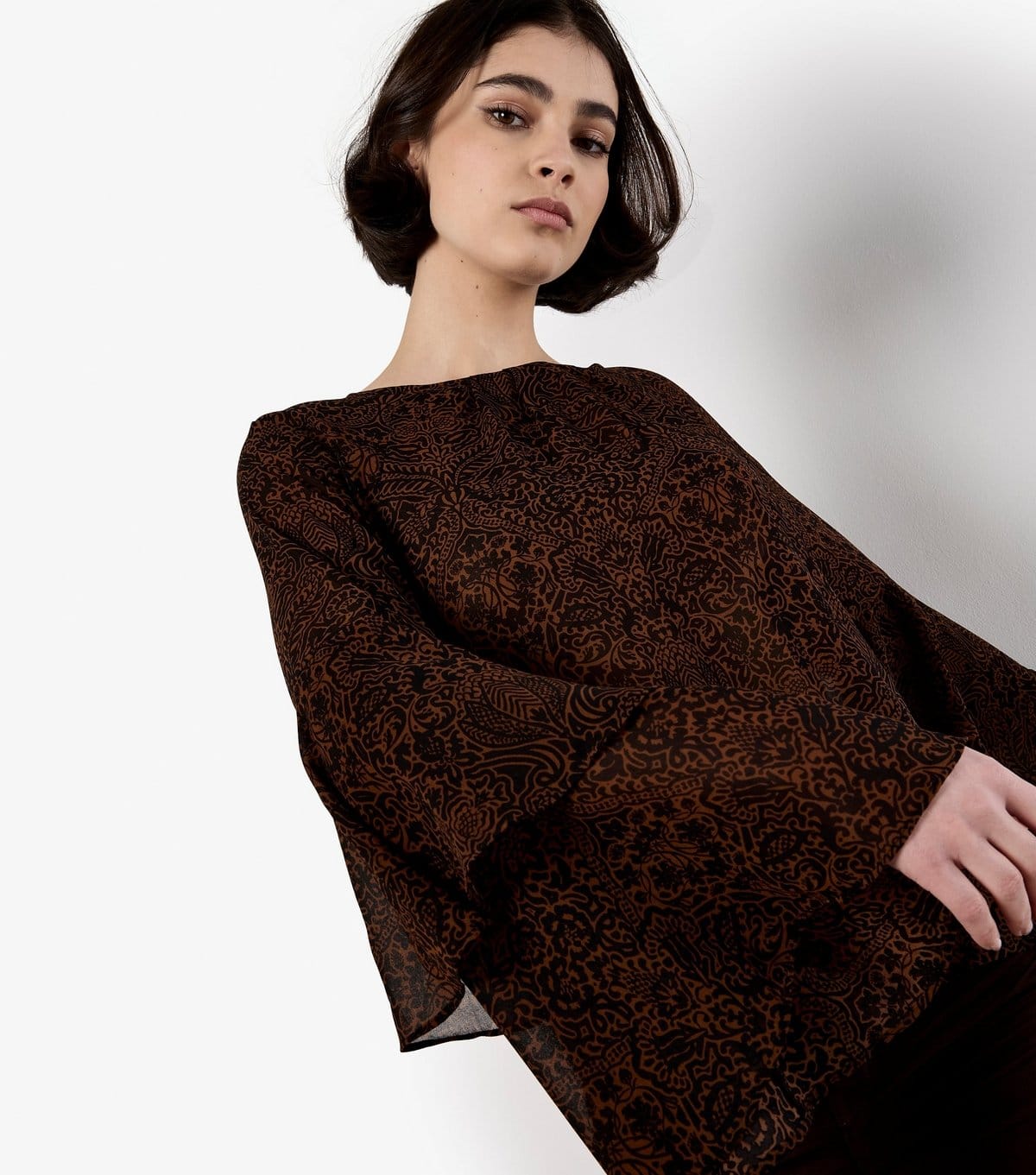 Apricot Women's Rust Paisley Print Ruffle Sleeve Blouse Apricot New Look - 4