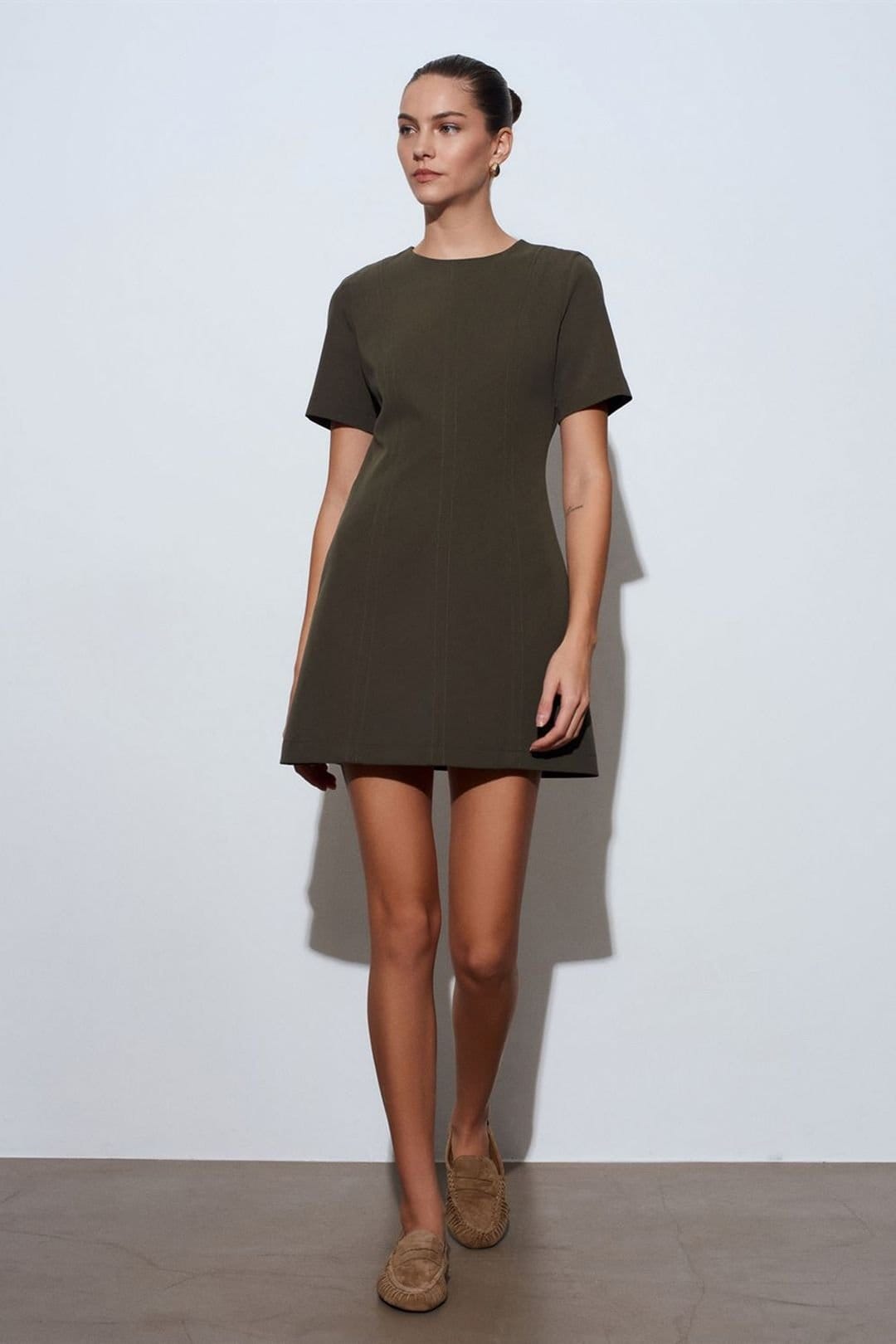 Dilvin Dilvin Women's Mini Shift Dress With Zipper in Olive - 4