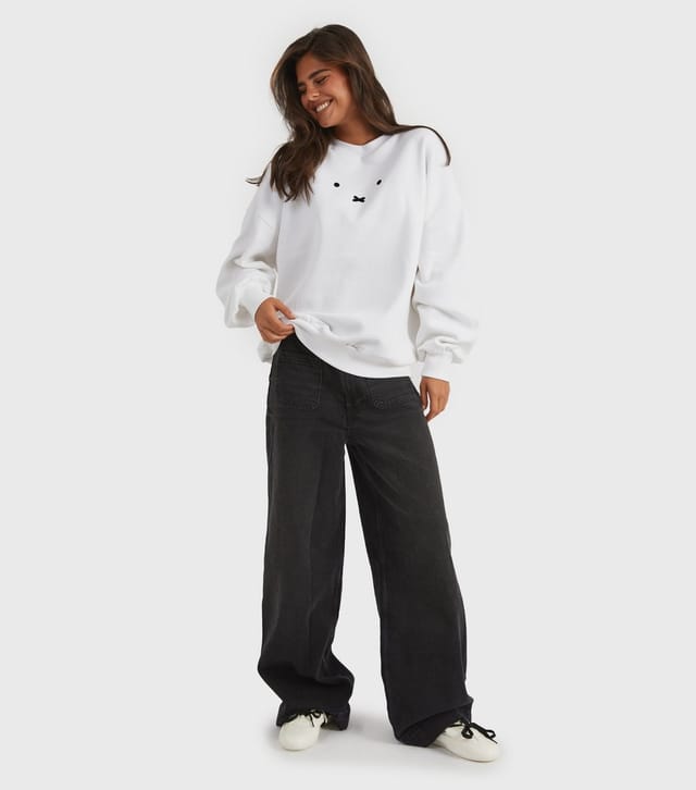 Skinnydip Women's White Miffy Face Oversized Sweatshirt Skinnydip New Look - 2