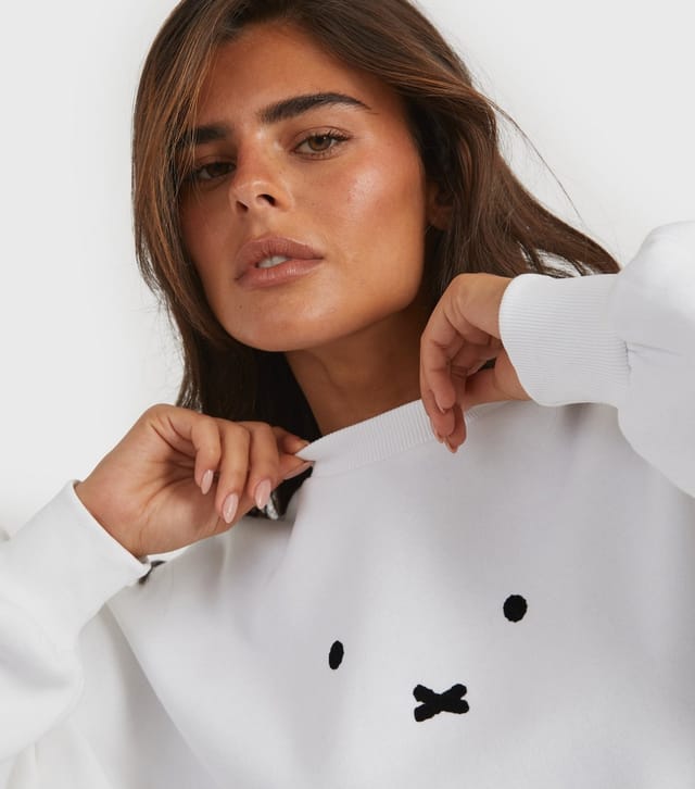 Skinnydip Women's White Miffy Face Oversized Sweatshirt Skinnydip New Look - 3