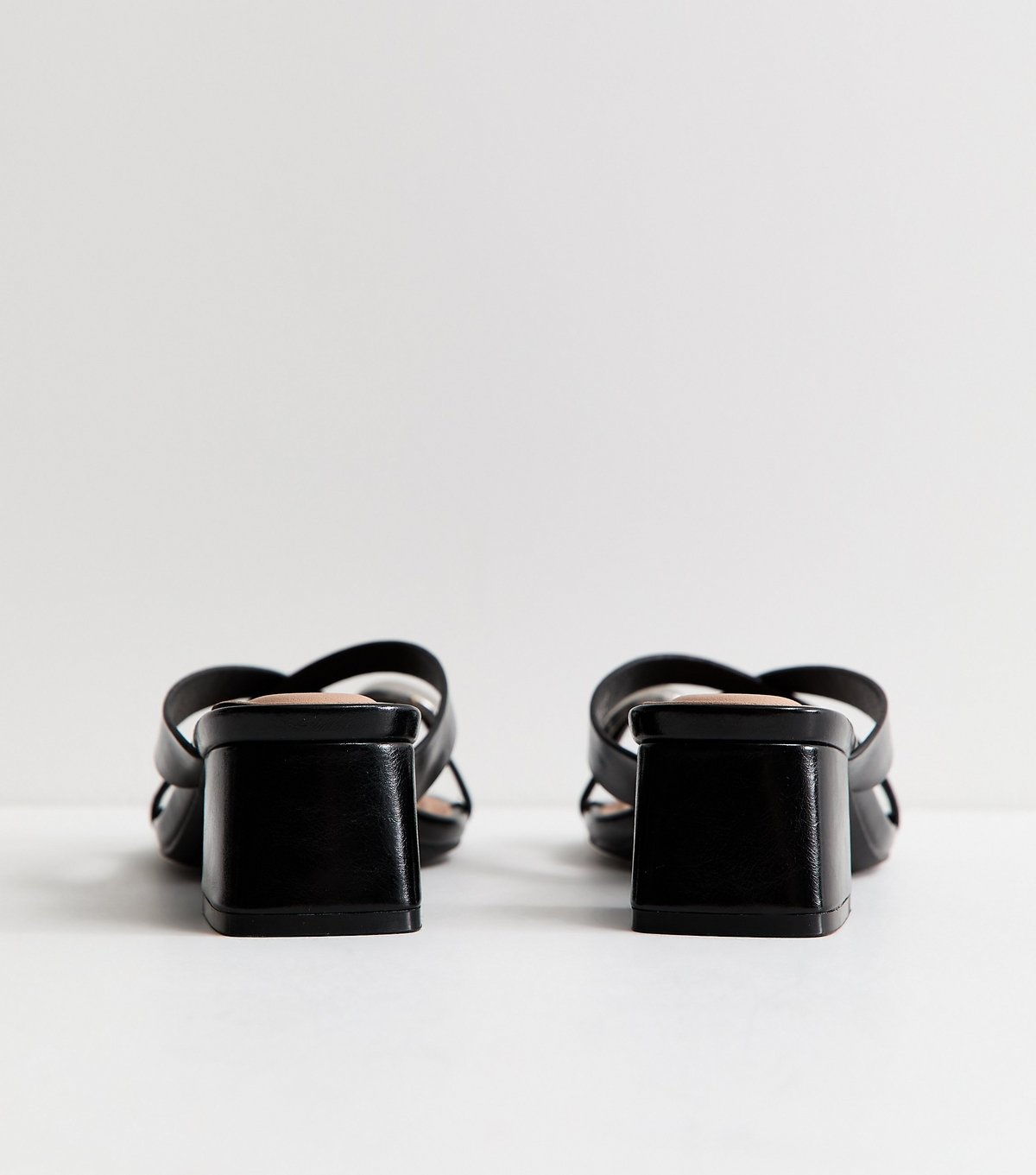 New Look Women's Wide Fit Black Faux Leather Metal Toe Loop Mule Sandals Vegan New Look - 4