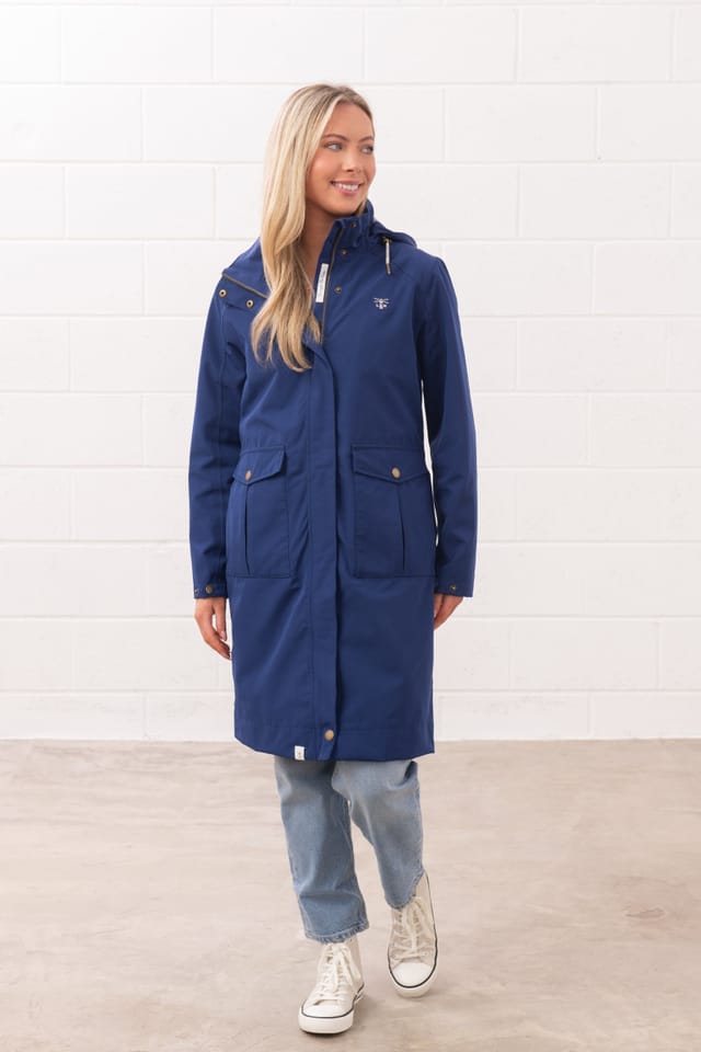 Lighthouse Clothing Lighthouse Clothing Women's Annika Coat in Indigo - 3