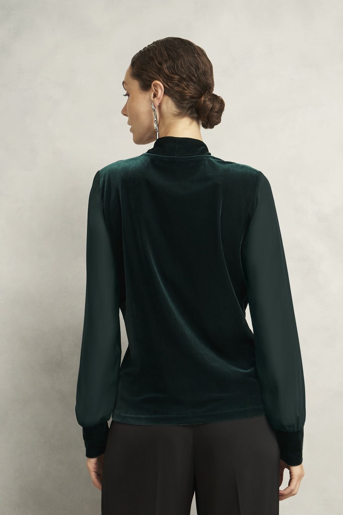 Hobbs London Hobbs London Women's Aimee Velvet Top in Bottle Green - 4