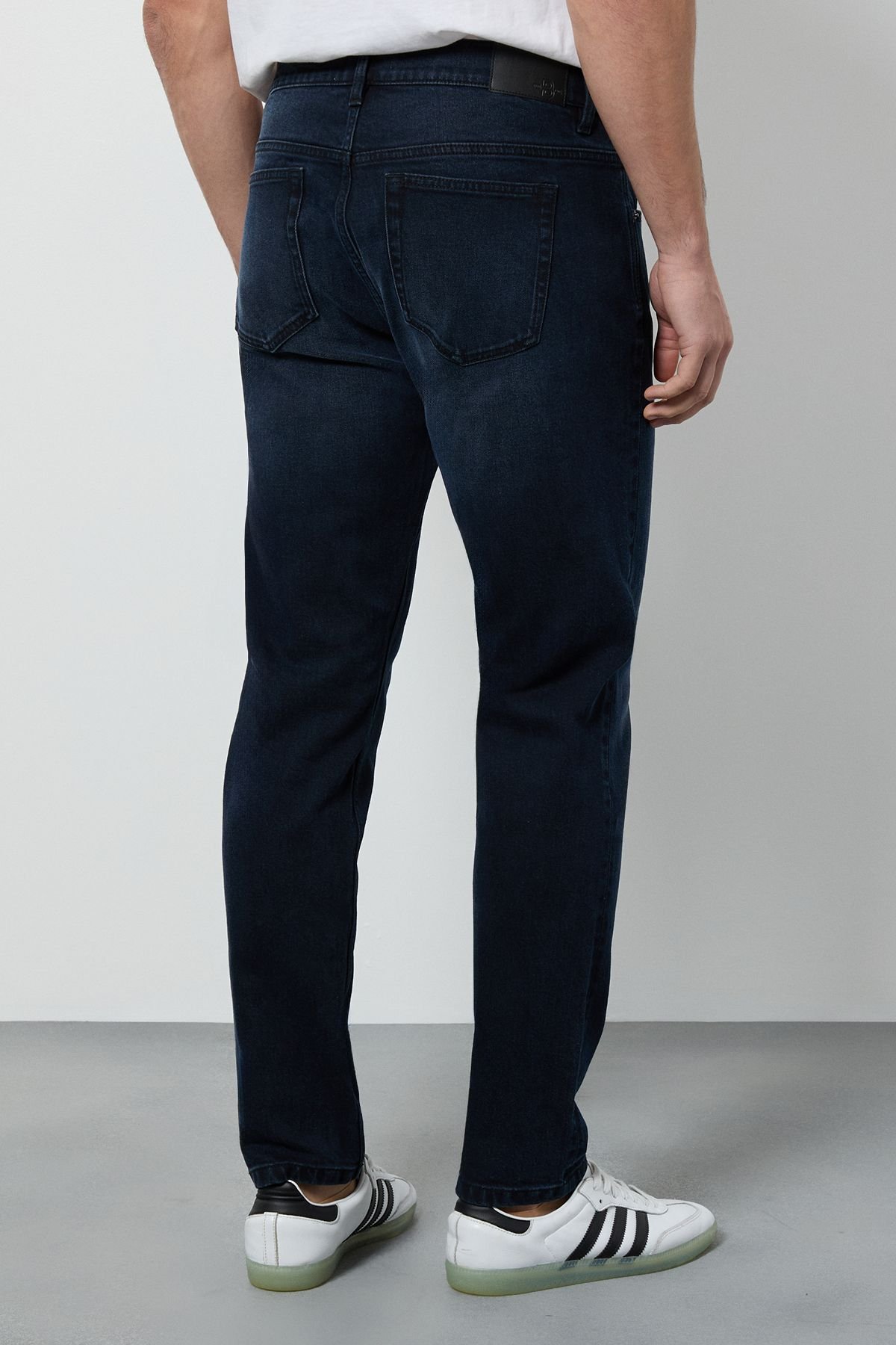 Burton Burton Men's Blue Black Mid Wash Stretch Slim Fit Jean in Mid Blue - 3