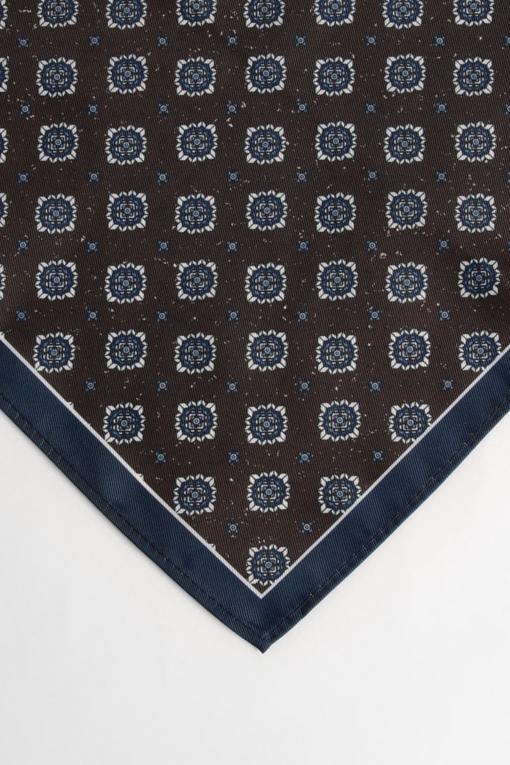 Burton Burton Men's Burgundy Foulard Print Pocket Square - 3