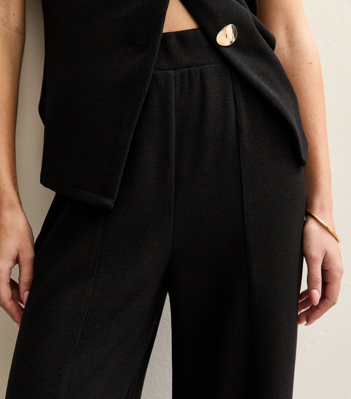 New Look Women's Black Soft Touch Seam Detail Trousers New Look - 2