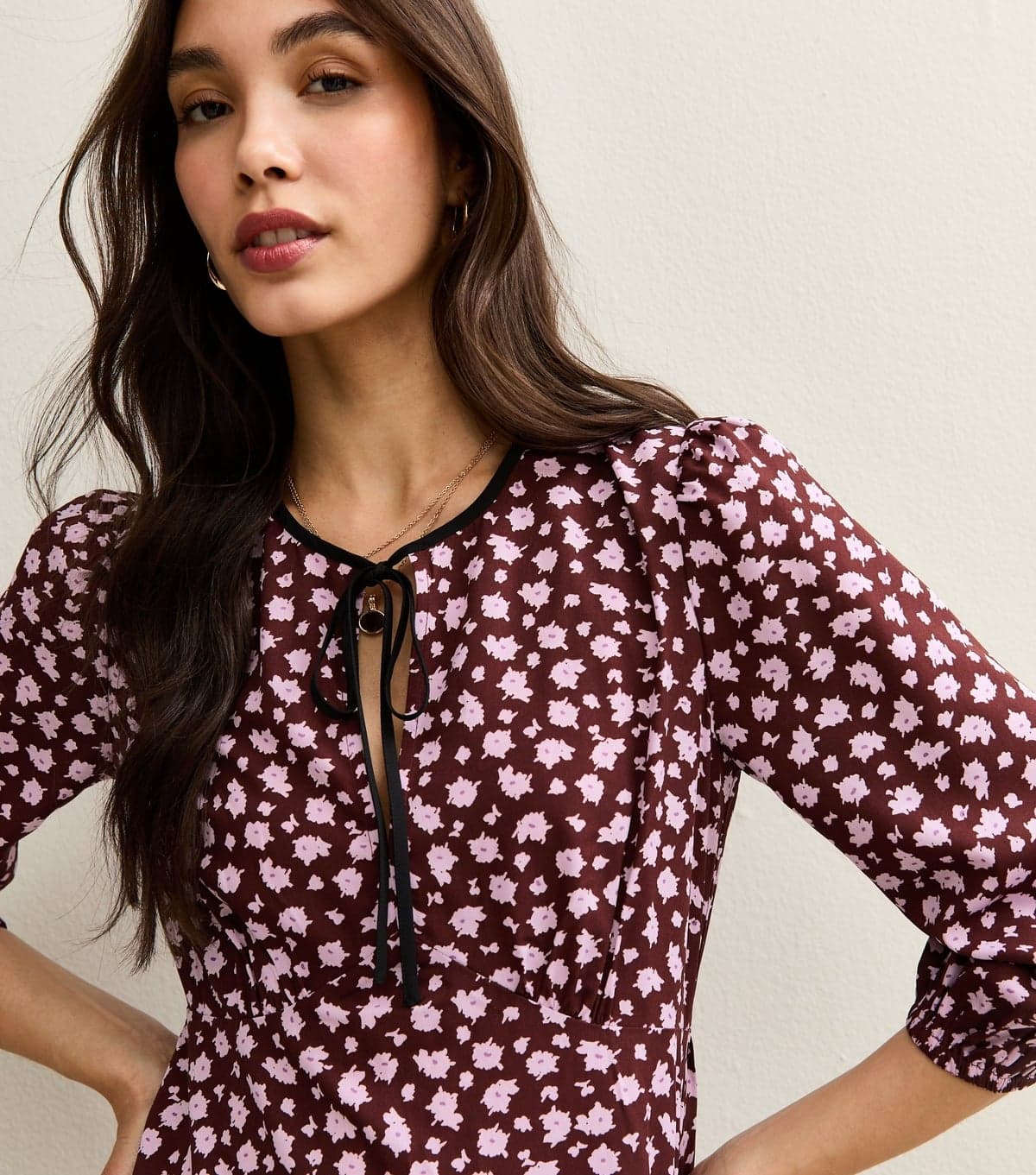 New Look Women's Brow Floral Print Tie Neck Midi Dress New Look