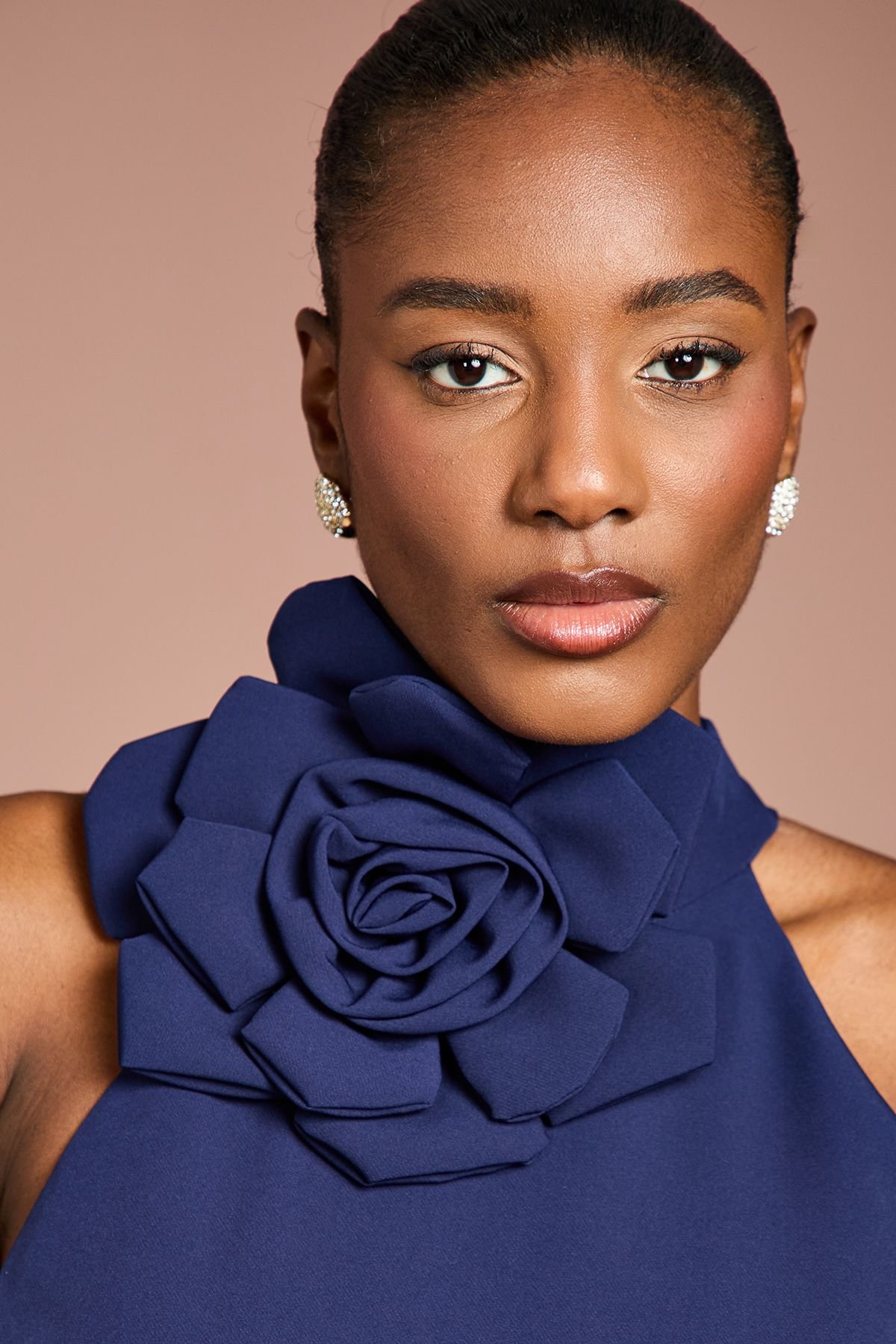 Coast Coast Women's High Neck Corsage Detail Midi Dress in Navy - 4