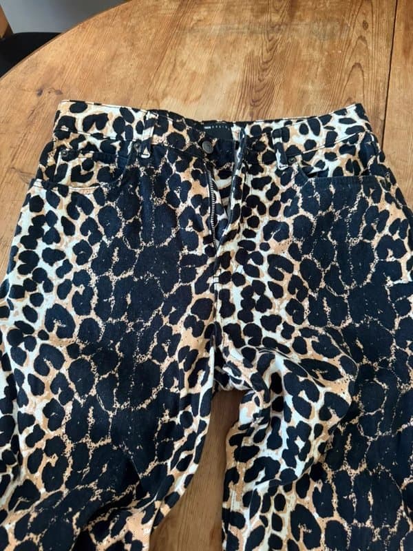 ASOS Design ASOS leopard print jeans