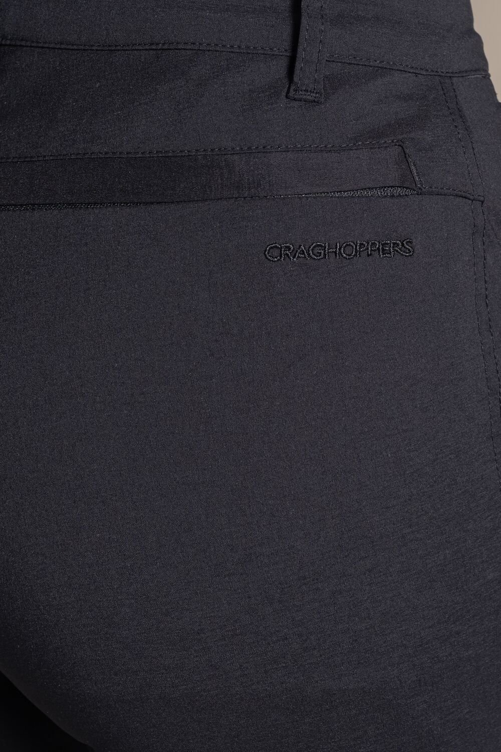 Craghoppers Craghoppers Women's Kiwi Pro III Cropped Water Repellent Anti-Insect Trousers in Black - 4
