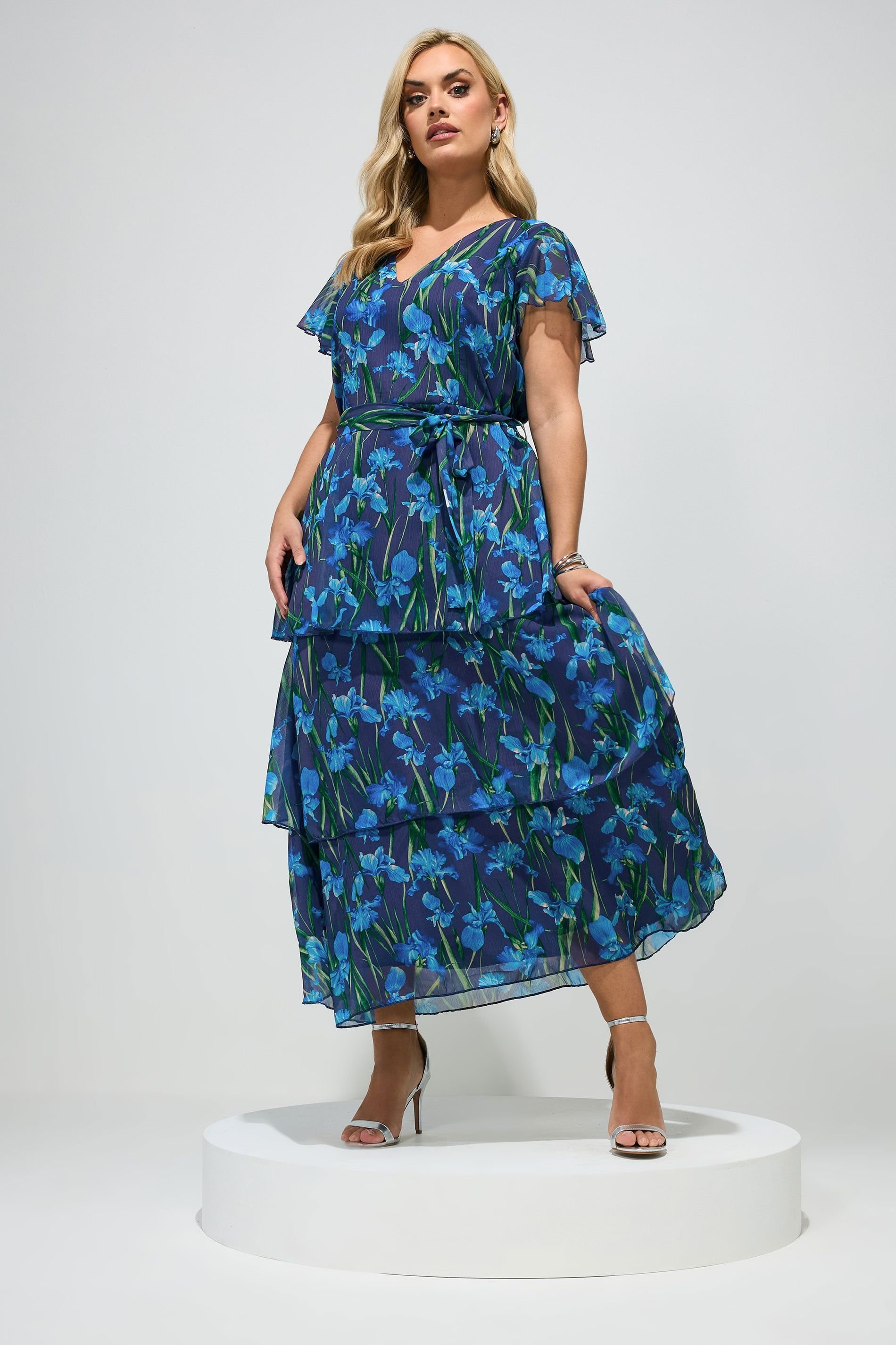 Yours Yours Women's Floral Tiered Maxi Dress in Mid Navy - 3