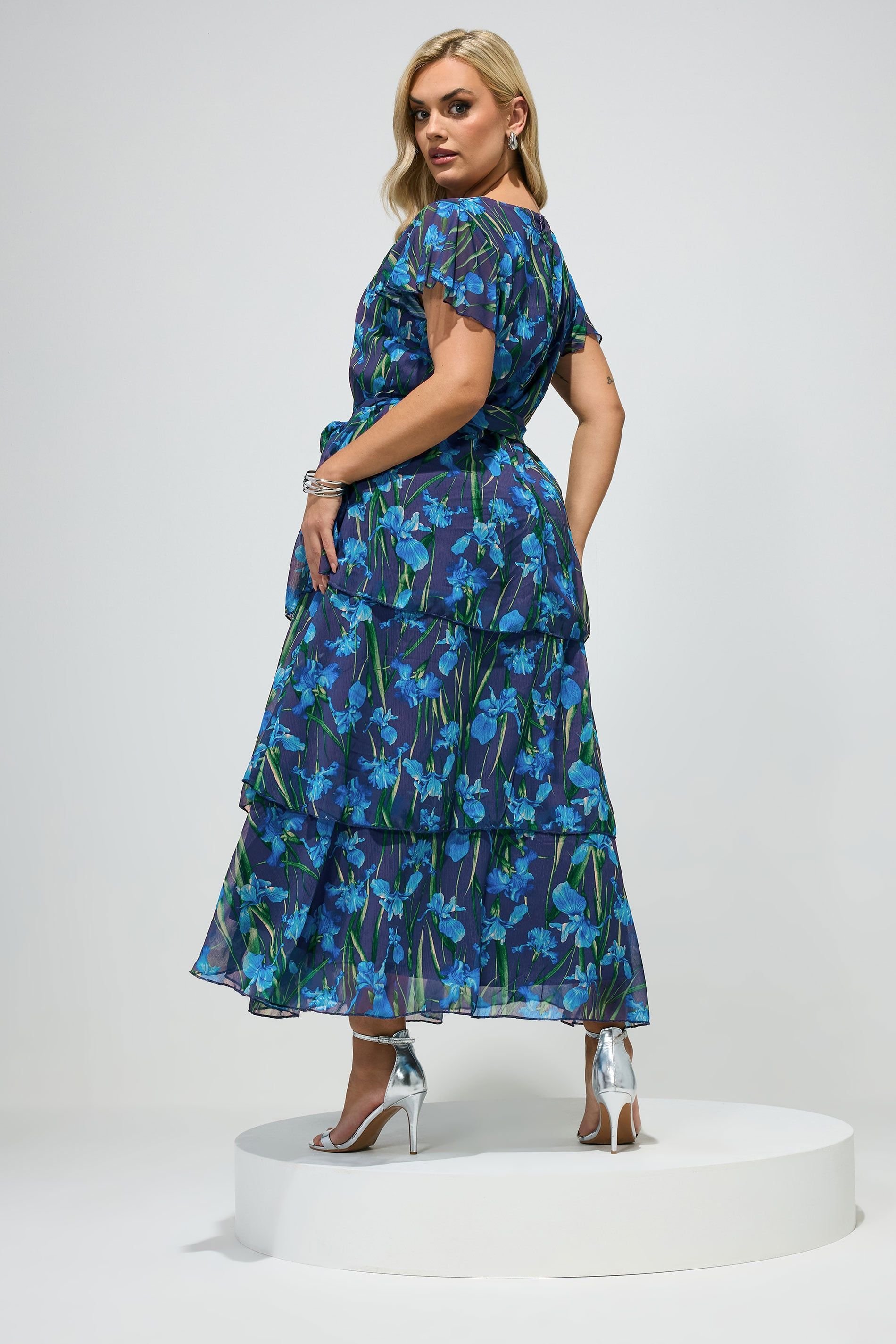 Yours Yours Women's Floral Tiered Maxi Dress in Mid Navy - 4