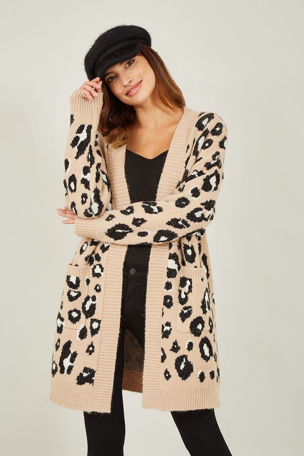 Yumi Yumi Women's Beige Animal Print Intarsia Knit Long Cardigan
