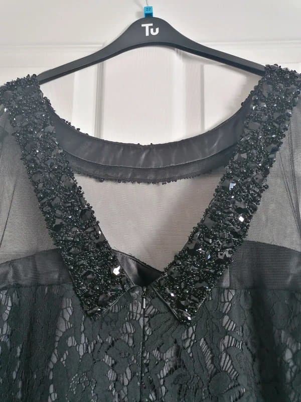 Viviana Viviana Ladies Dress BNWT size 24