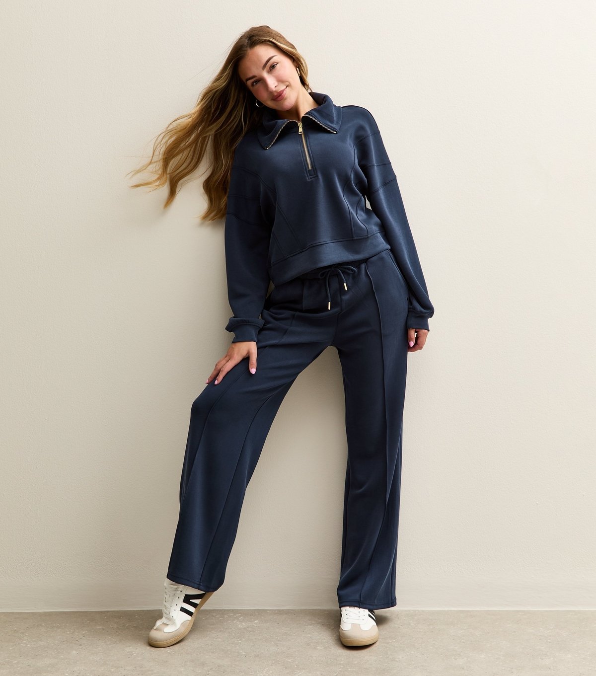 Rise Women's by Zara McDermott Navy Wide Leg Joggers Rise New Look - 2