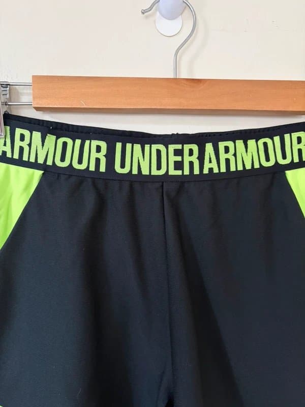 Under Armour Under Armour HeatGear "Play Up" Performance Shorts - Size Medium / 12