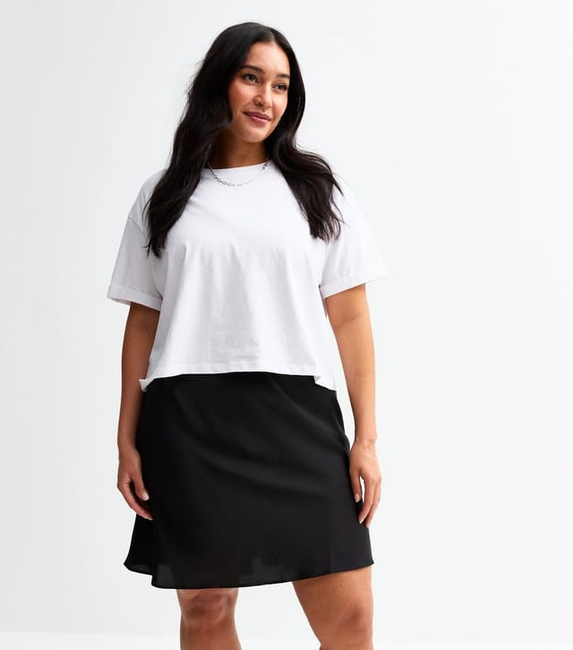New Look Women's Plus Size Black Satin Mini Skirt Curves New Look - 3