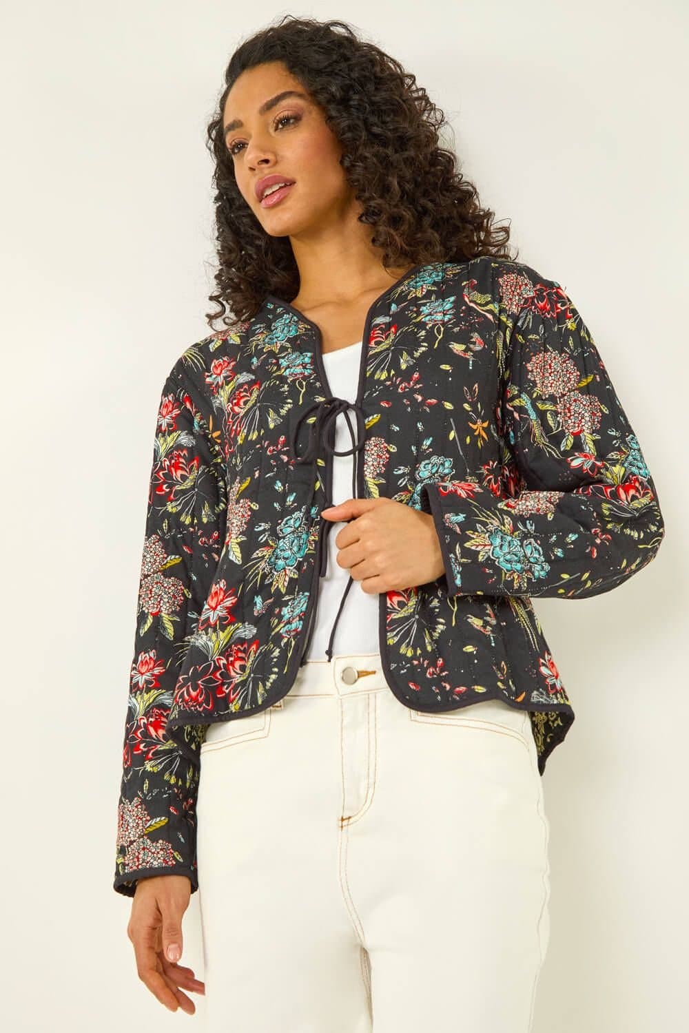 Dusk Dusk Women's Reversible Printed Quilted Jacket in Black