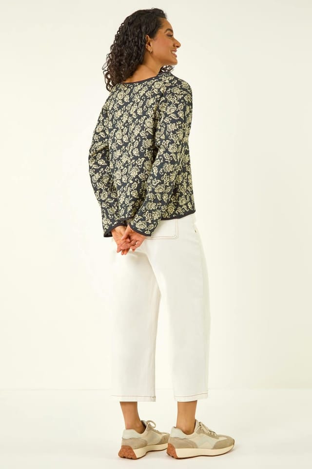 Dusk Dusk Women's Reversible Printed Quilted Jacket in Black - 3