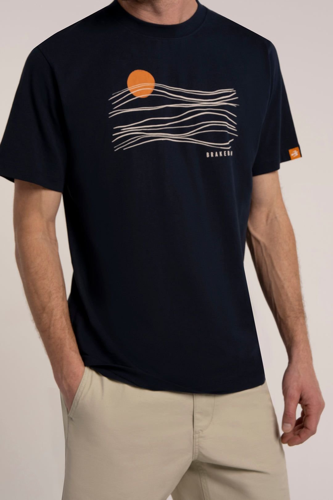 Brakeburn Brakeburn Men's WAVENDON T-SHIRT in Navy - 3