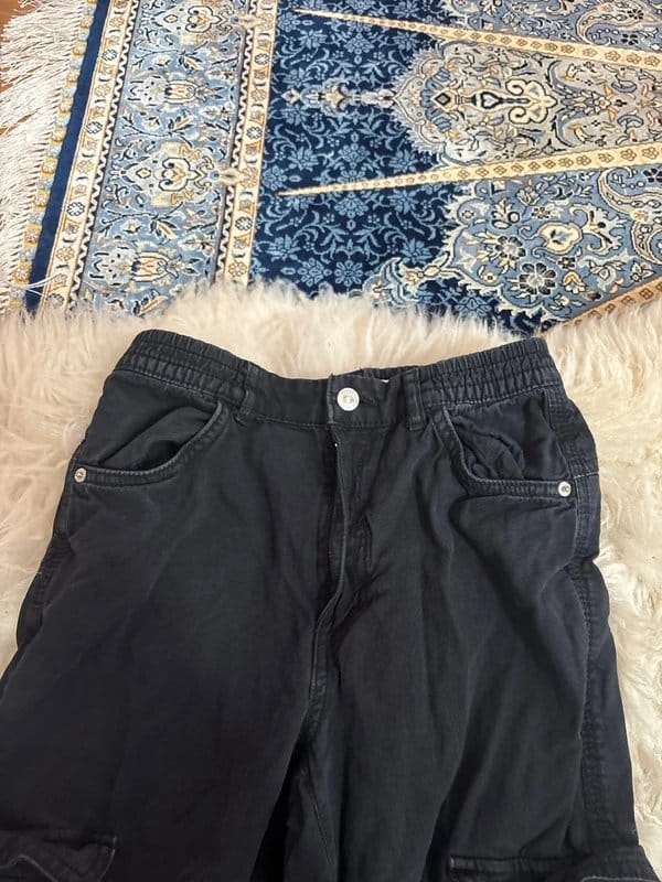 Bershka Bershka black cargo pants - 1