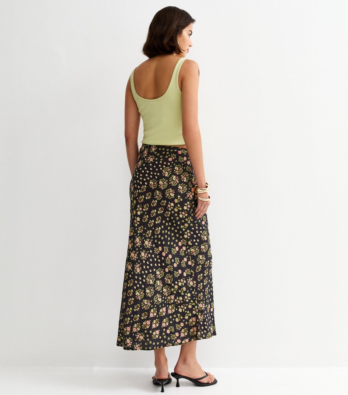 New Look Women's Black Floral Bias Cut Midi Skirt New Look - 4