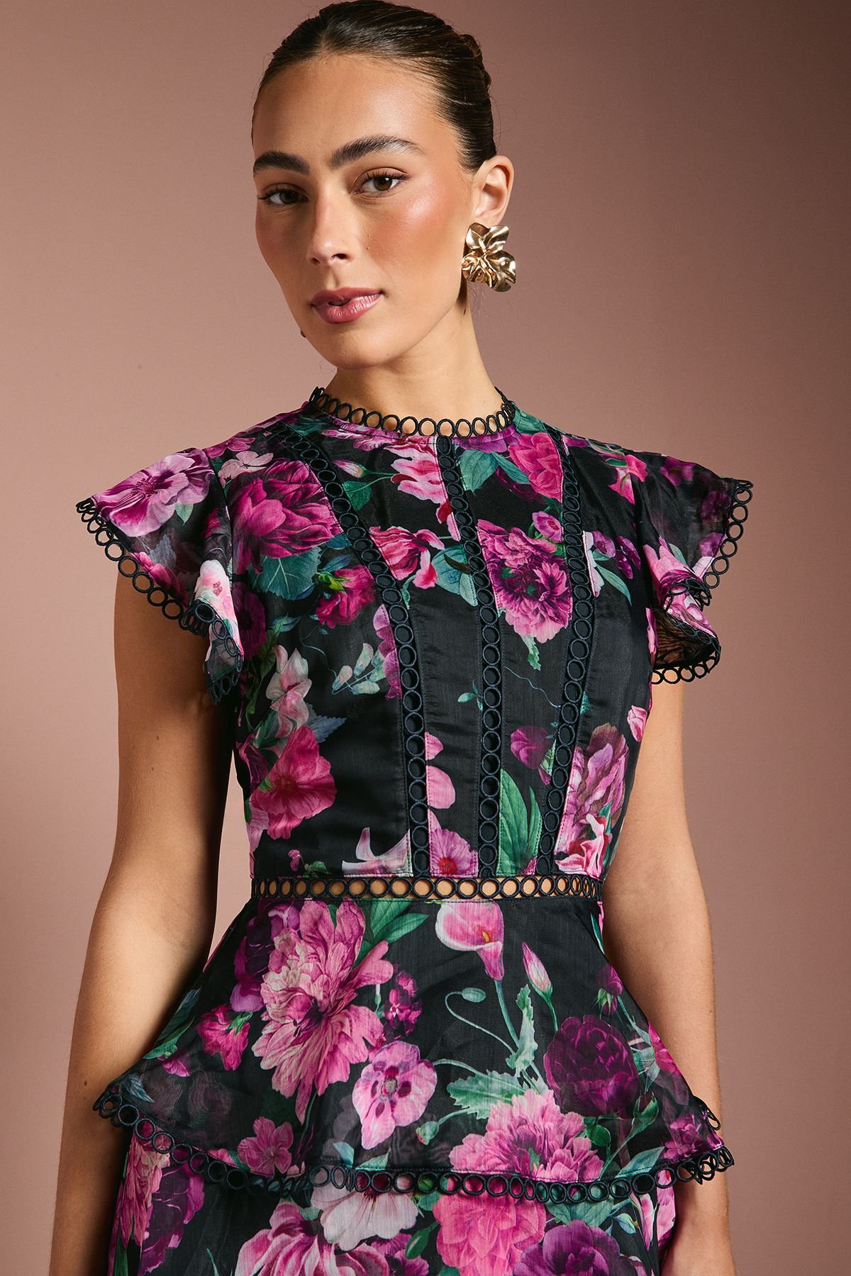 Coast Coast Women's Lace Trim Tiered Organza Midi Dress in Navy - 4