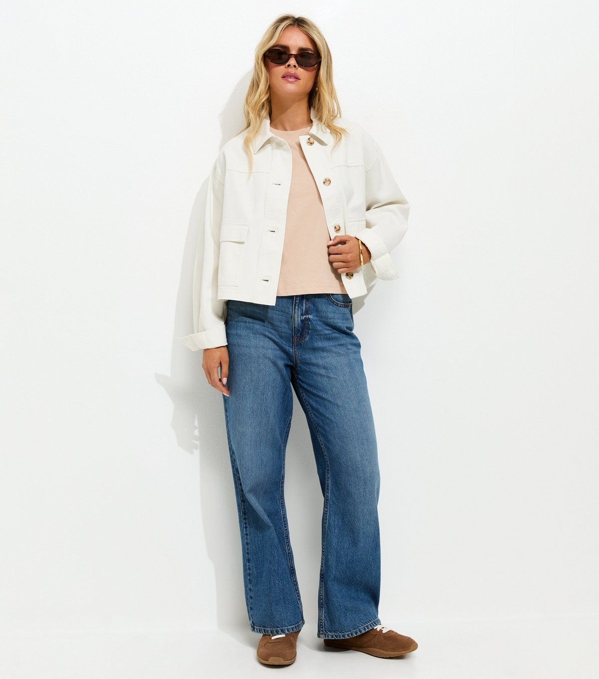 New Look Women's Petite Mink Boxy Fit T-Shirt New Look - 3