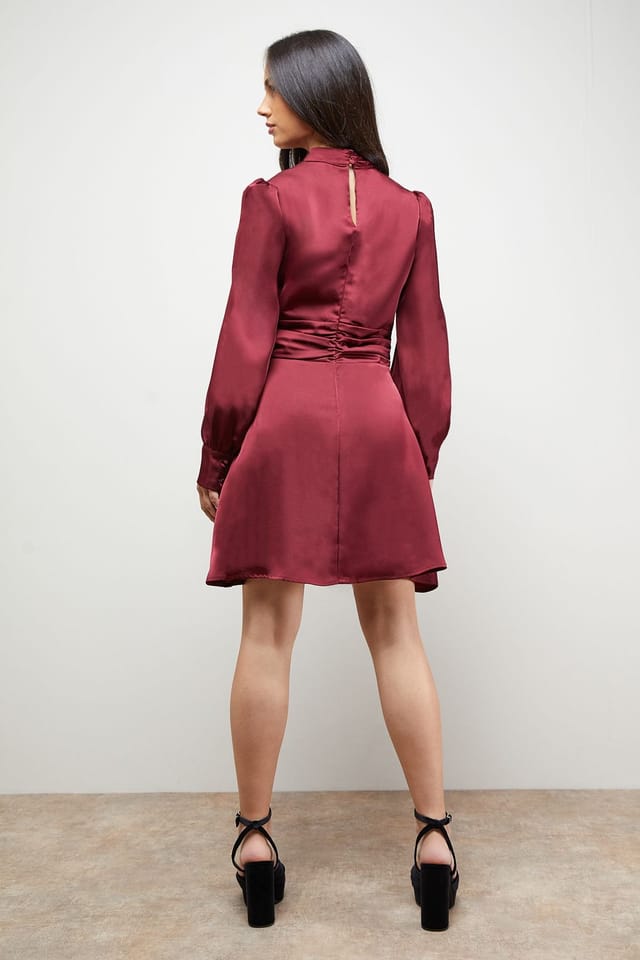 Oasis Oasis Women's Satin Ruched Waist High Neck Balloon Sleeve Mini Dress in Merlot - 3