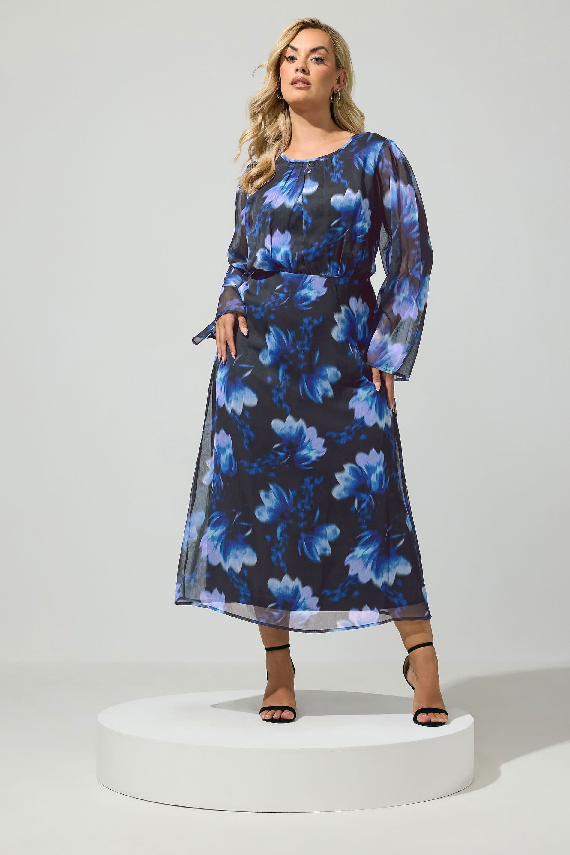 Yours Yours Women's Abstract Keyhole Dress in Black