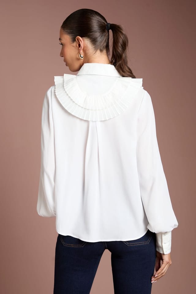 Coast Coast Women's Cotton Poplin Ruffle Shirt in Ivory - 3