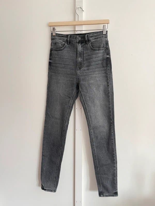 Stradivarius Stradivarius Washed Grey High Waisted Skinny Jeans Women’s Size UK 10