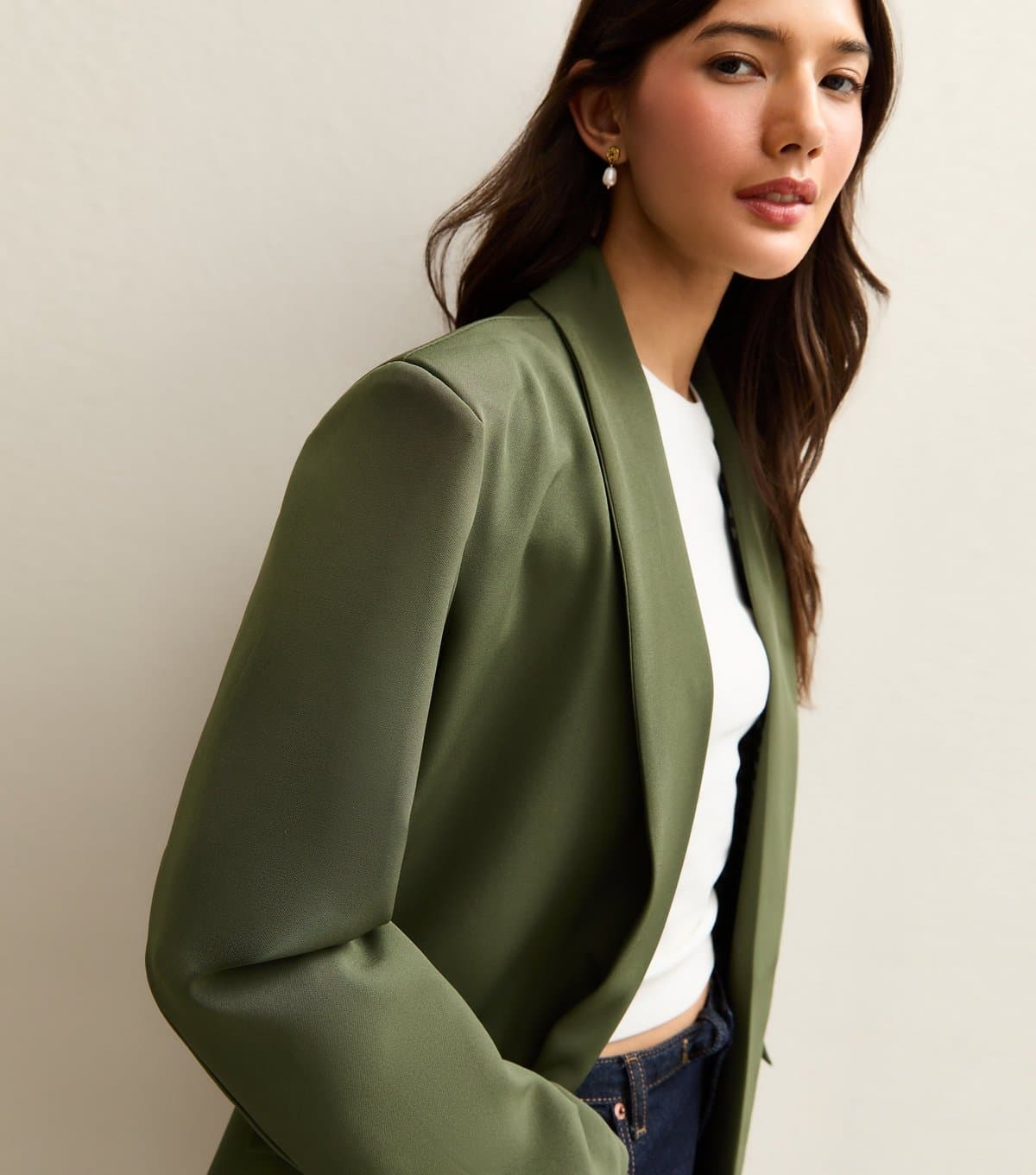 Gini London Women's Khaki Contrast Trim Check Blazer Gini London New Look