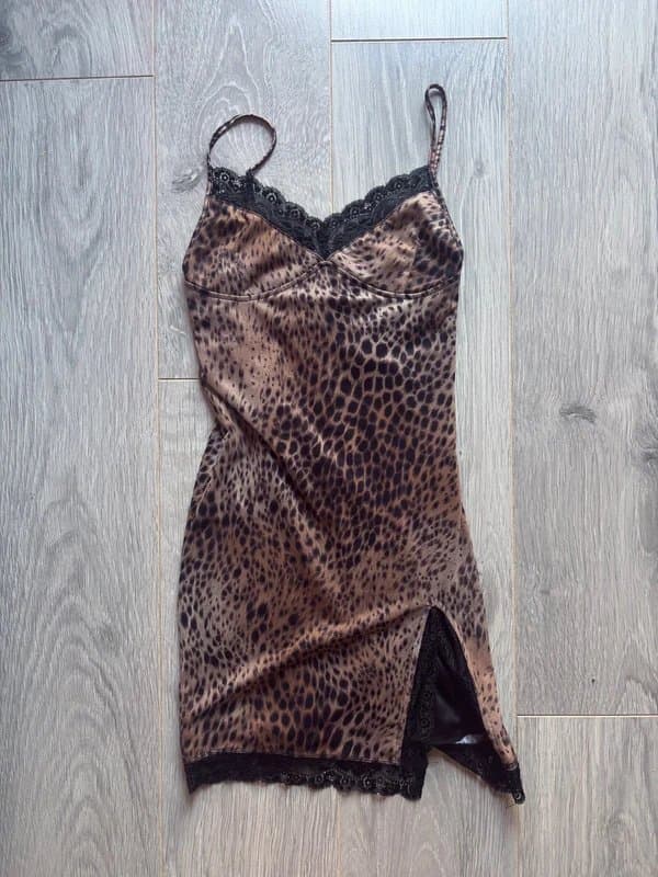 Motel Rocks Motel leopard animal print brown nlack lace trim mini dress