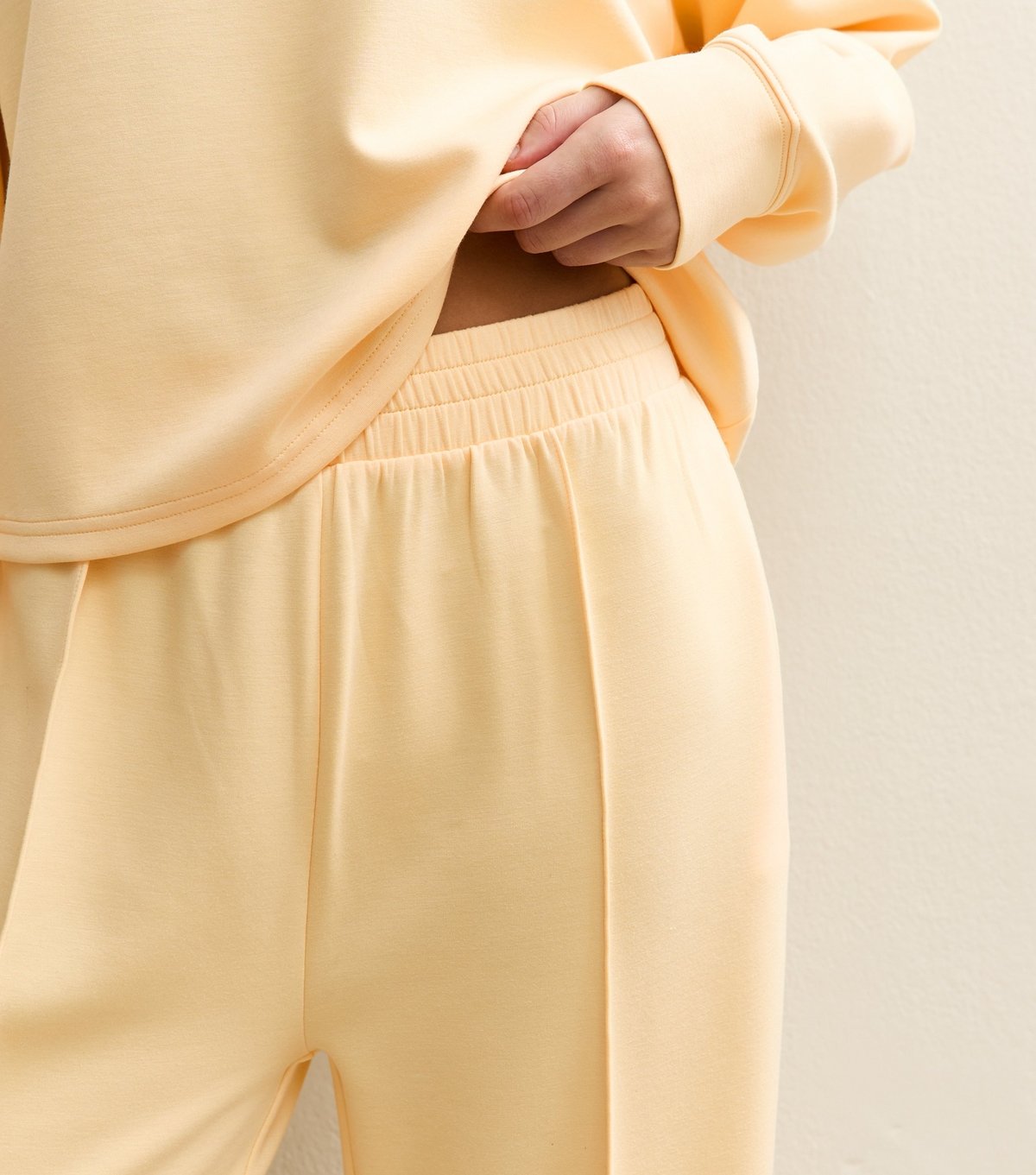 New Look Women's Premium Light Yellow Elasticated Waist Wide Leg Joggers New Look - 3