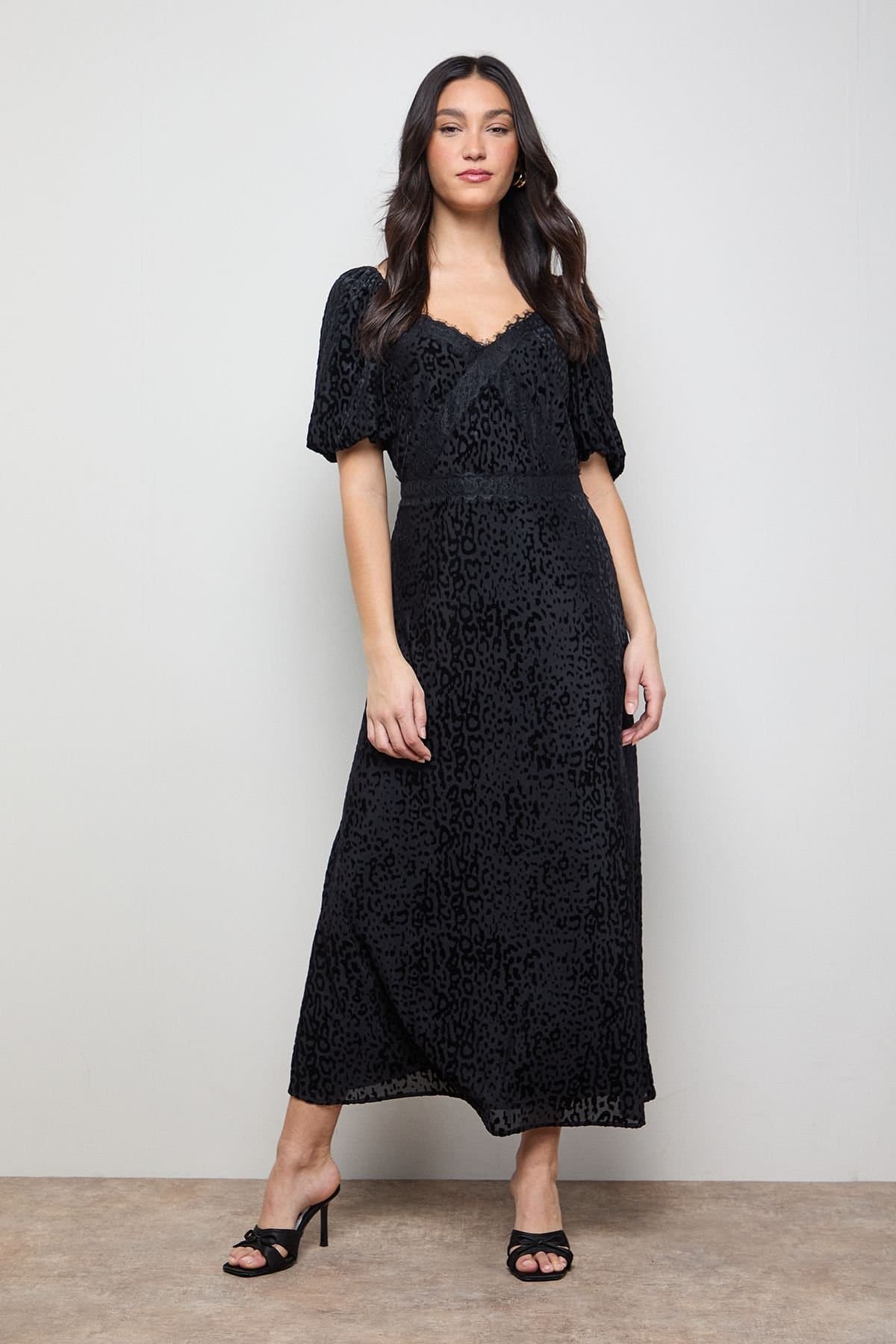 Oasis Oasis Women's Devore Puff Sleeve Midi Dress in Black