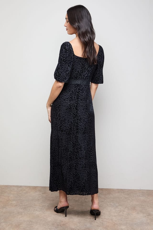 Oasis Oasis Women's Devore Puff Sleeve Midi Dress in Black - 3