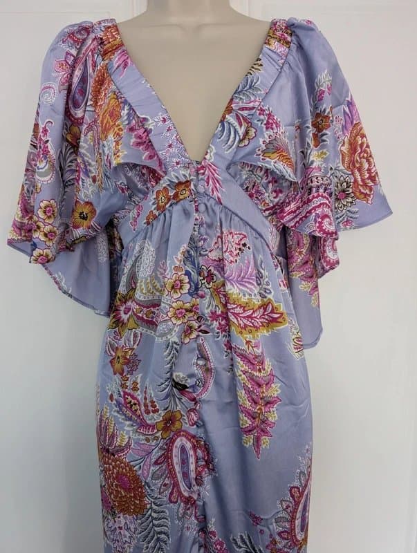 ASOS ASOS Design flutter sleeve v neck maxi dress in lilac paisley size 8