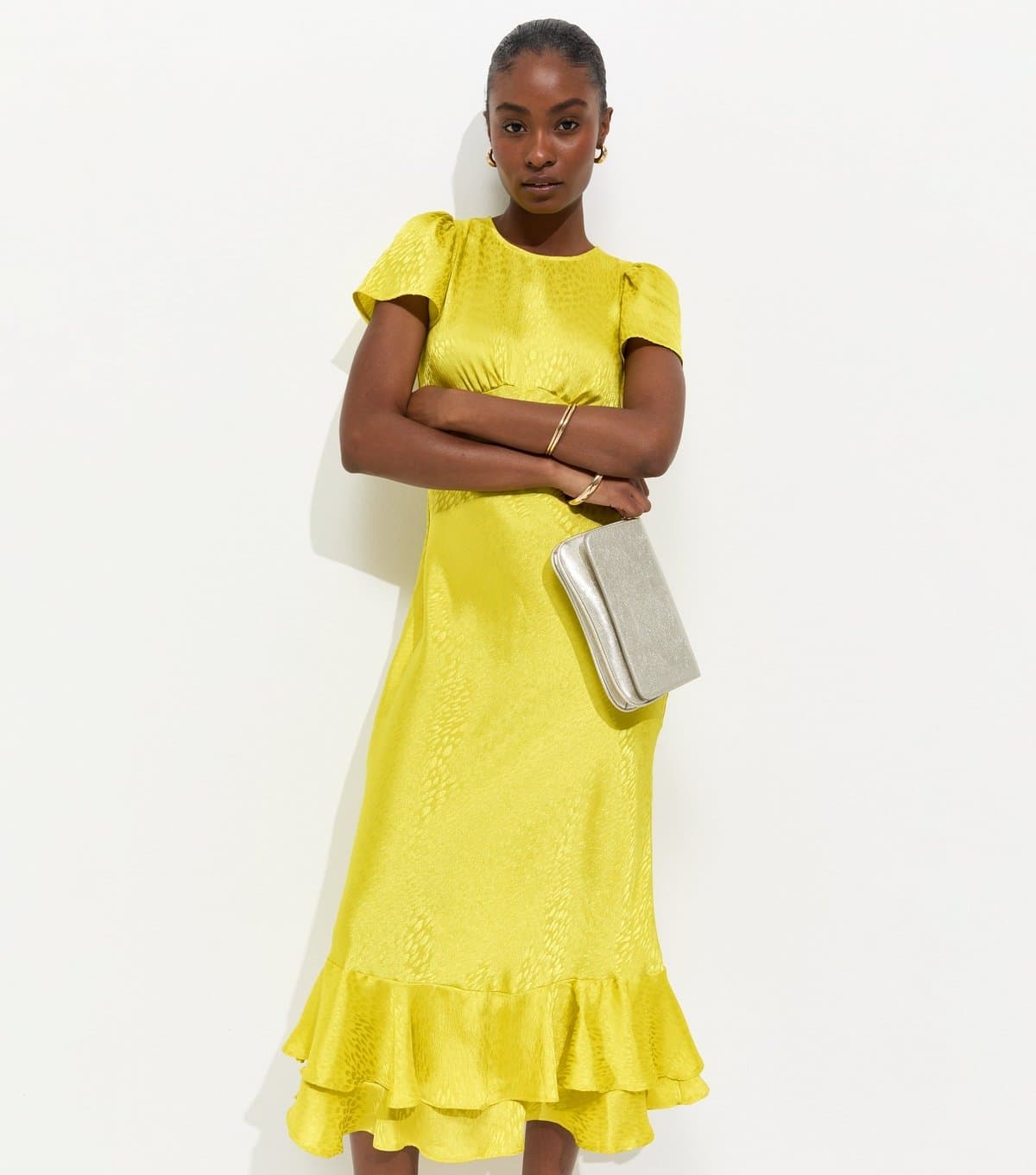 New Look Women's Light Green Satin Ruffled Hem Midi Dress New Look