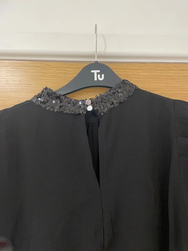 New Look New look black dress with sequin neck - 1