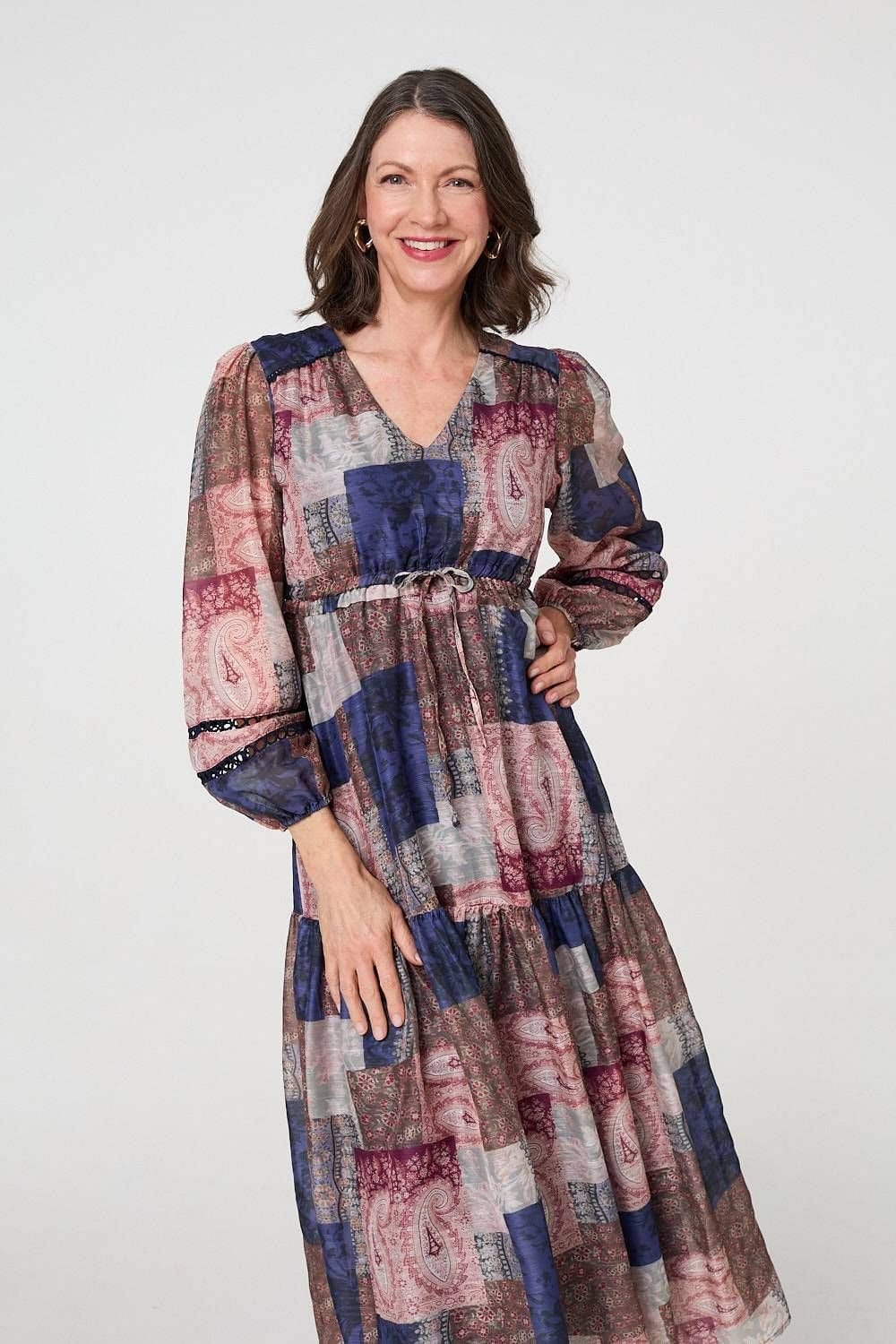 Izabel London Izabel London Women's Patchwork Print Empire V-Neck Maxi Dress in Blue - 4