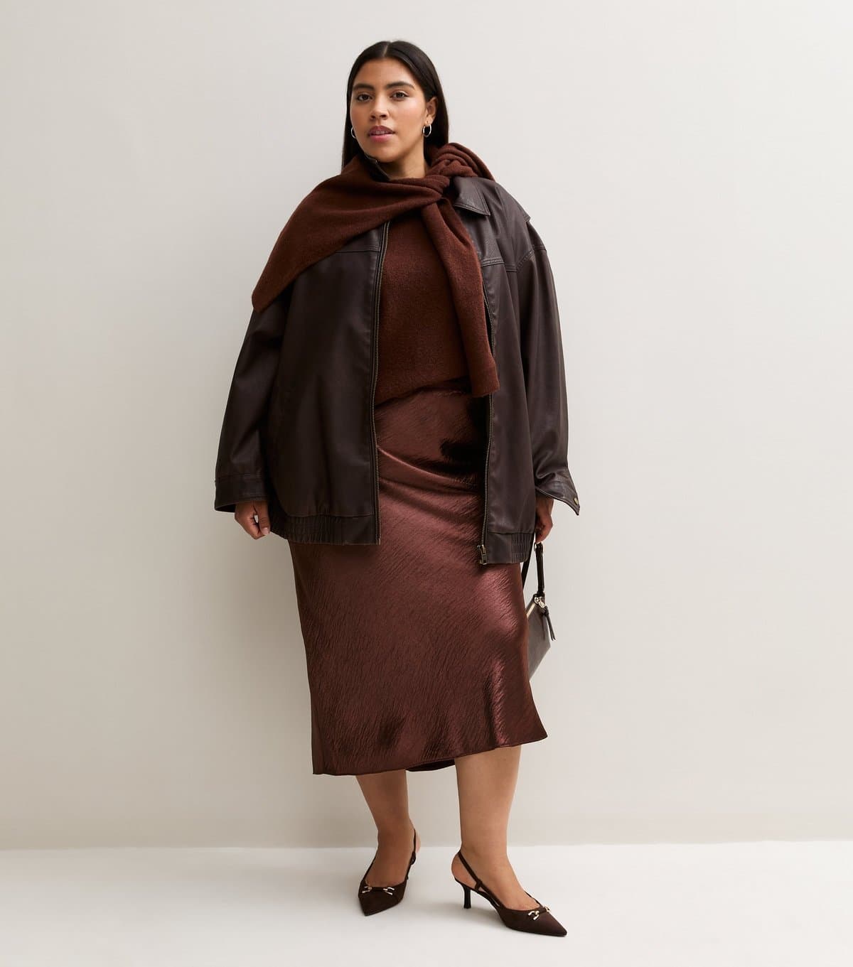 New Look Women's Plus Size Dark Brown Satin Crinkle Textured Pencil Midi Skirt Curves New Look