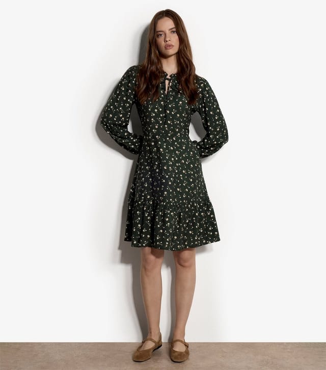 Apricot Women's Green Daisy Print Long Sleeve Dress Apricot New Look - 2